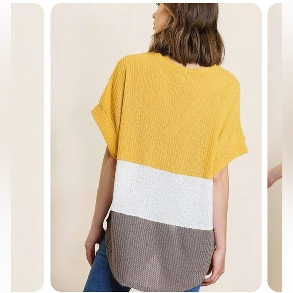 Umgee USA Pullover Tie Waist Waffle Knit Top Womens L Short Sleeve V Neck - Picture 3 of 10